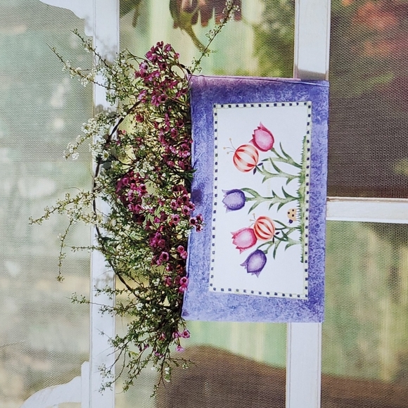 Debbie Mumm's Creative Stenciling book - Picture 10 of 16